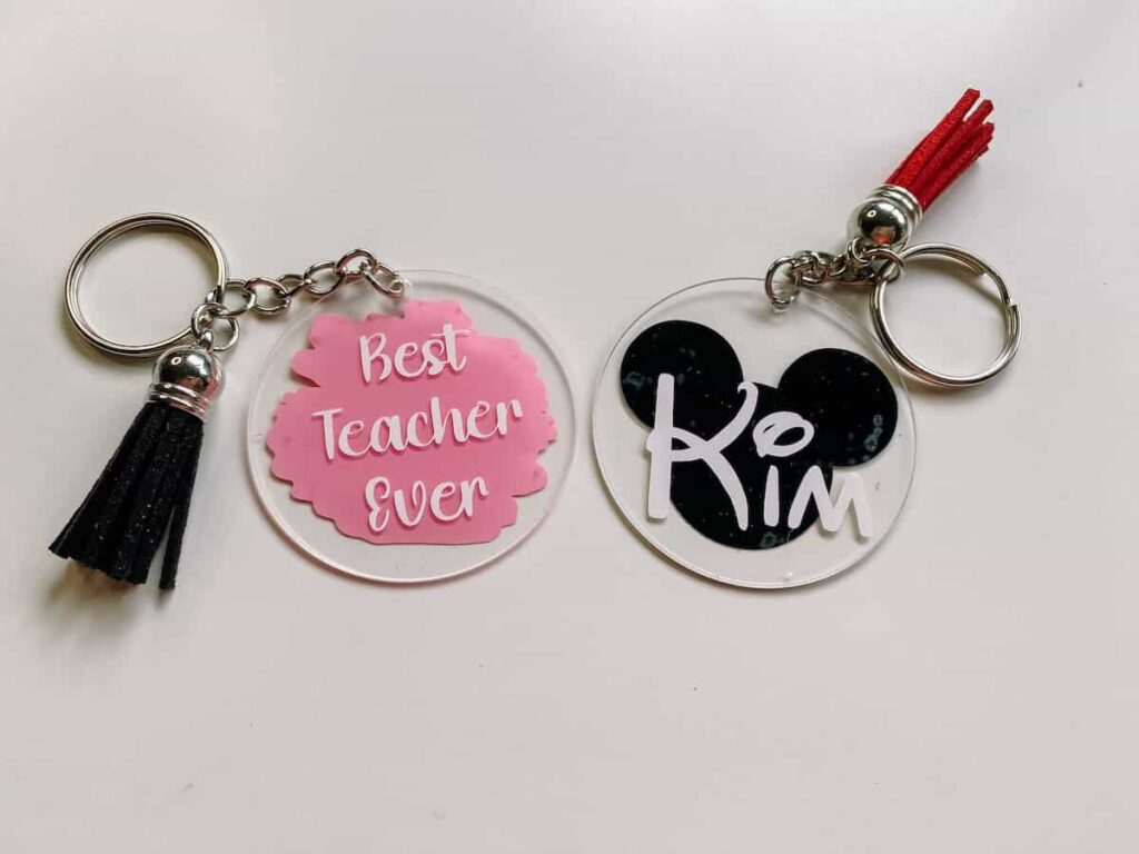 Custom Acrylic Keychains vs. Printed Keyrings: Which is More Budget-Friendly?